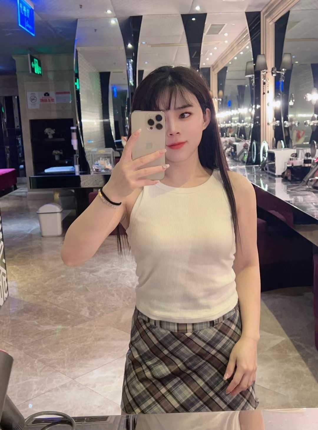 1000006878.jpg
